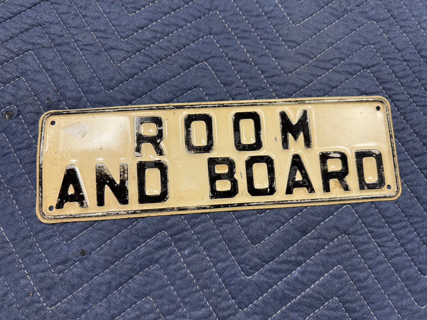 Room and Board SST Sign