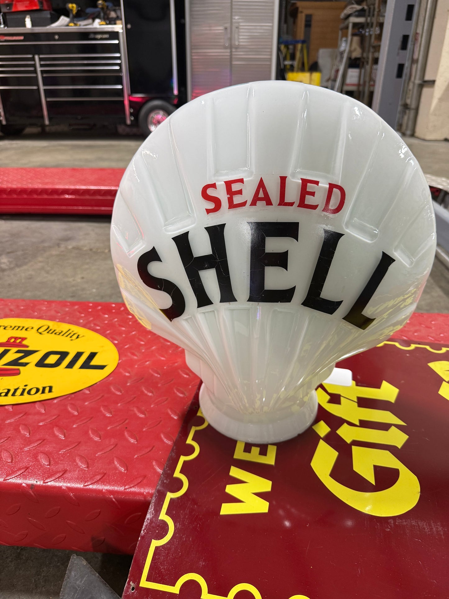 Shell Gasoline Glass Clamshell Gas Pump Globe
