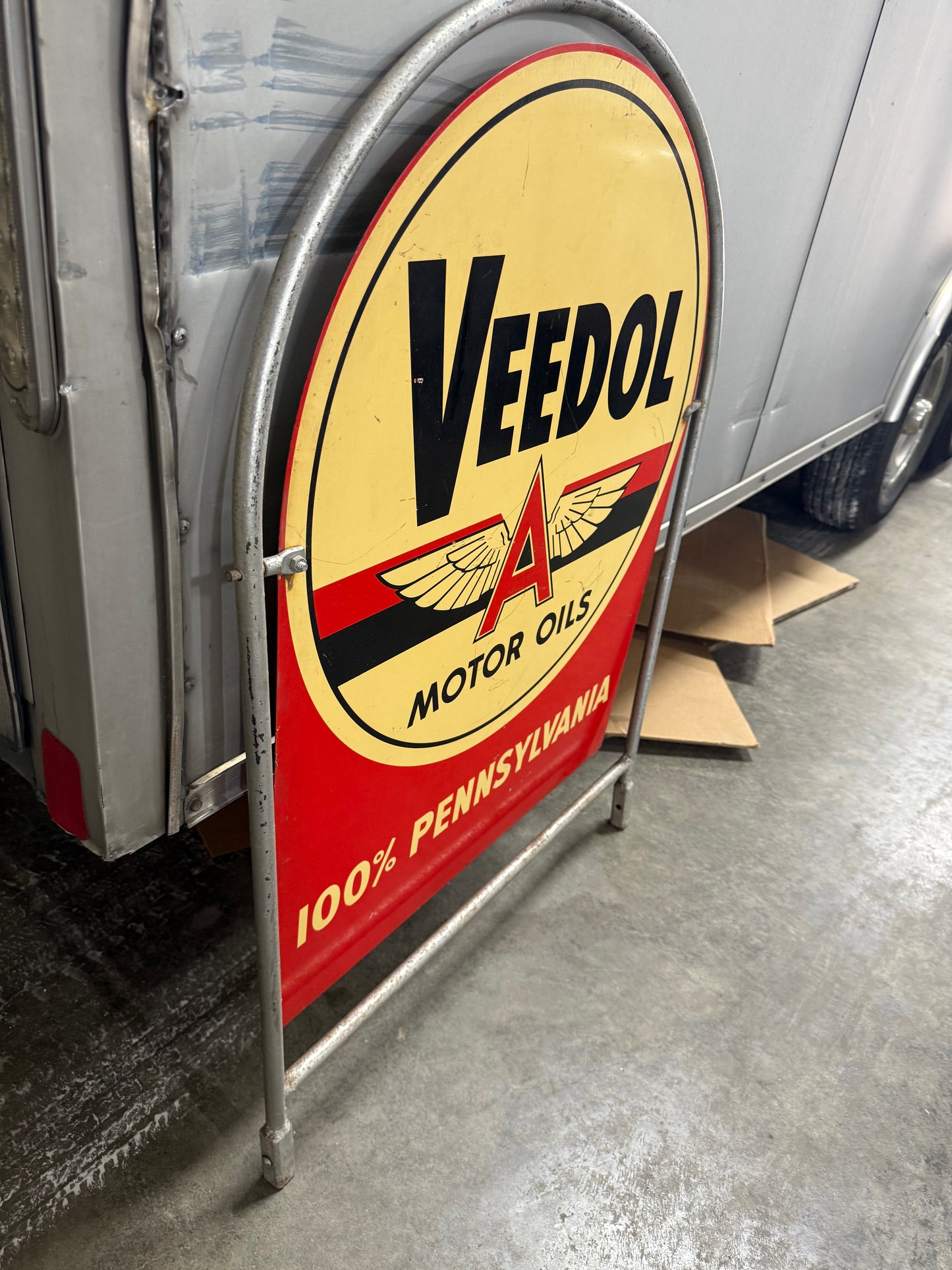 Veedol DST Sign