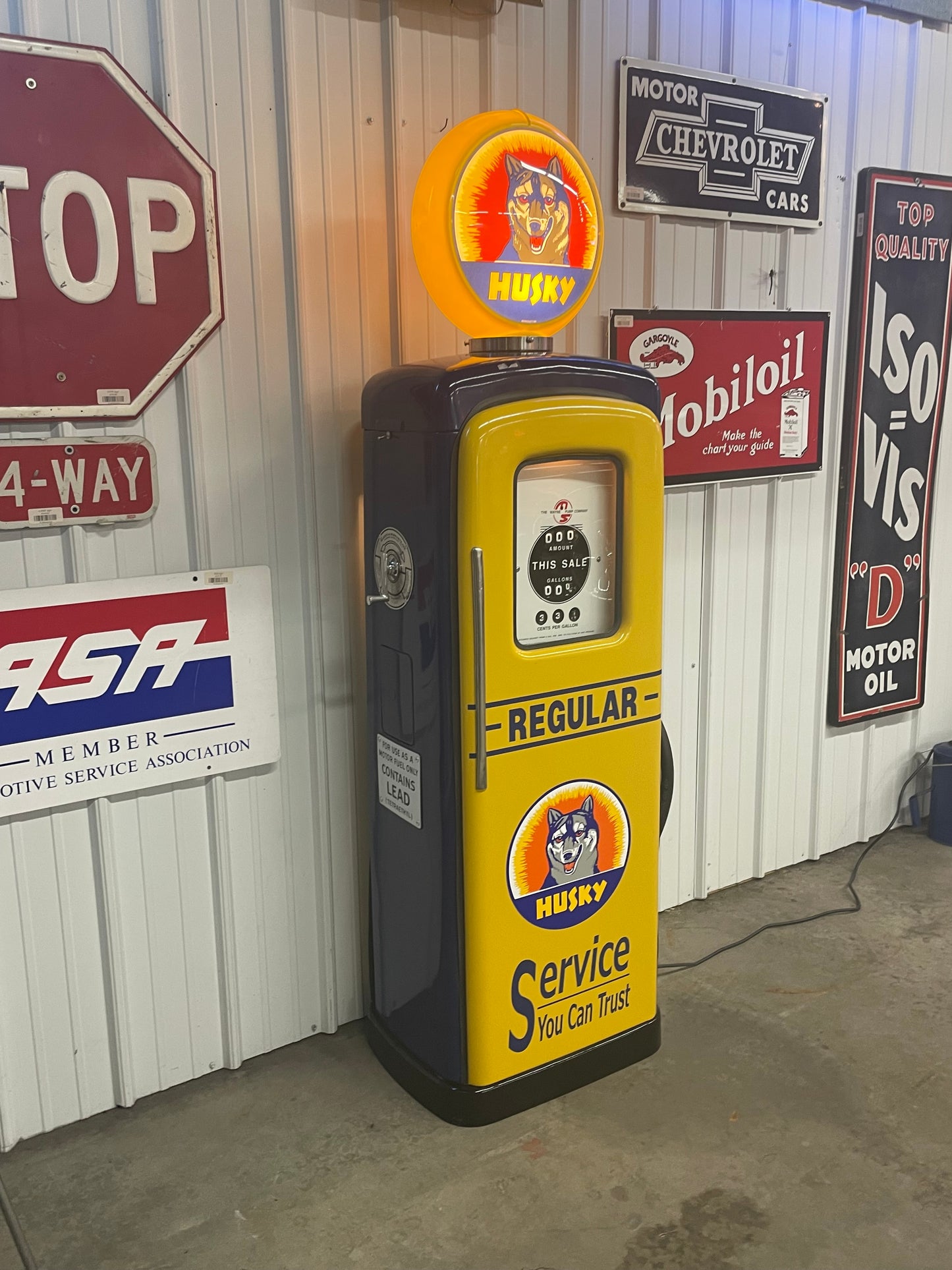Husky 60s Model Gas Pump