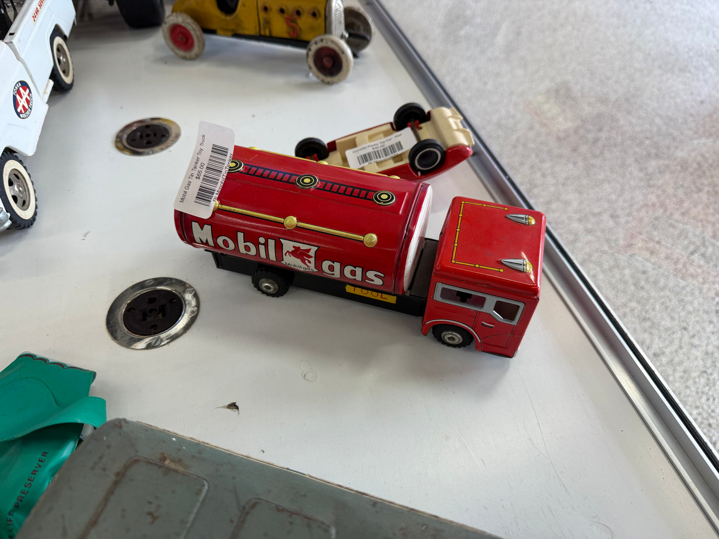 Mobil Gas Tin Tanker Toy Truck