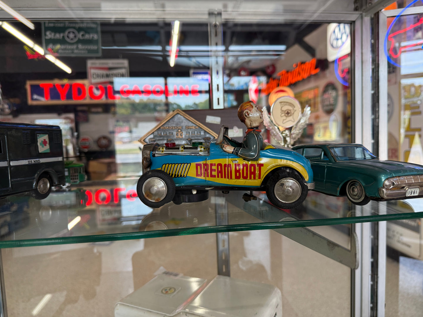 Dream Boat Hot Rod Toy Car