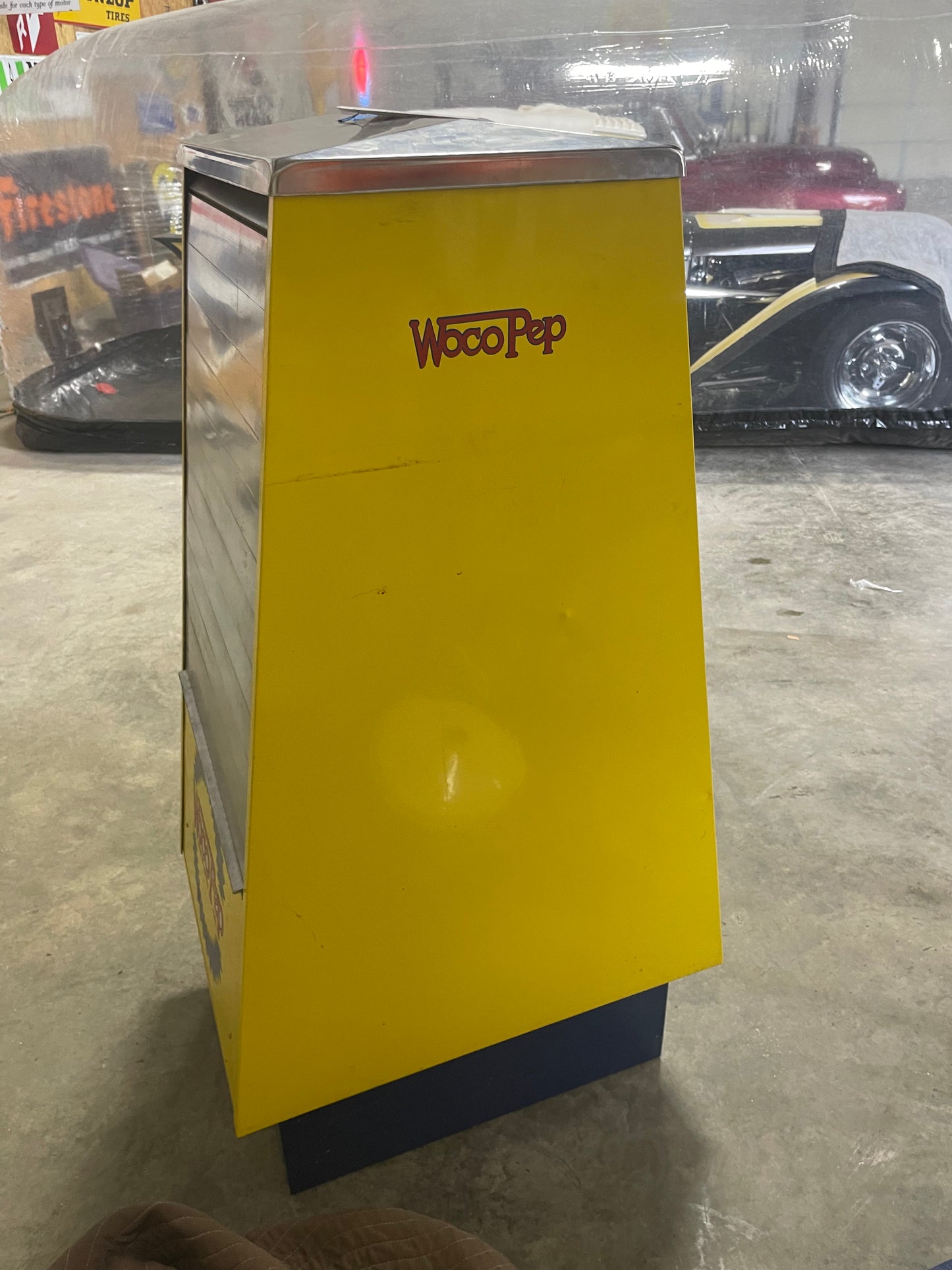Woco Pep Seloil Oil can Service Cabinet