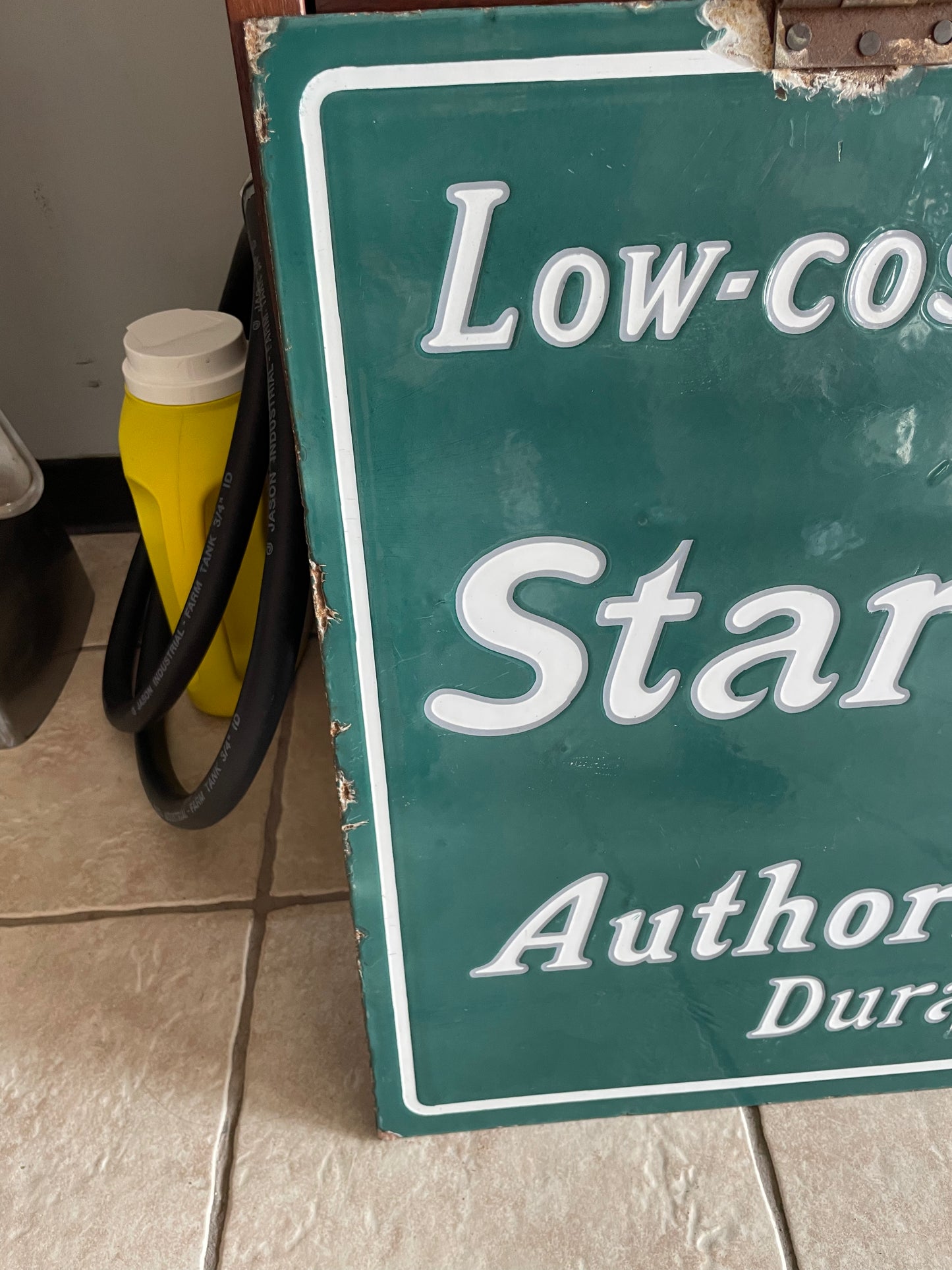 Star Cars Authorized Service Sign