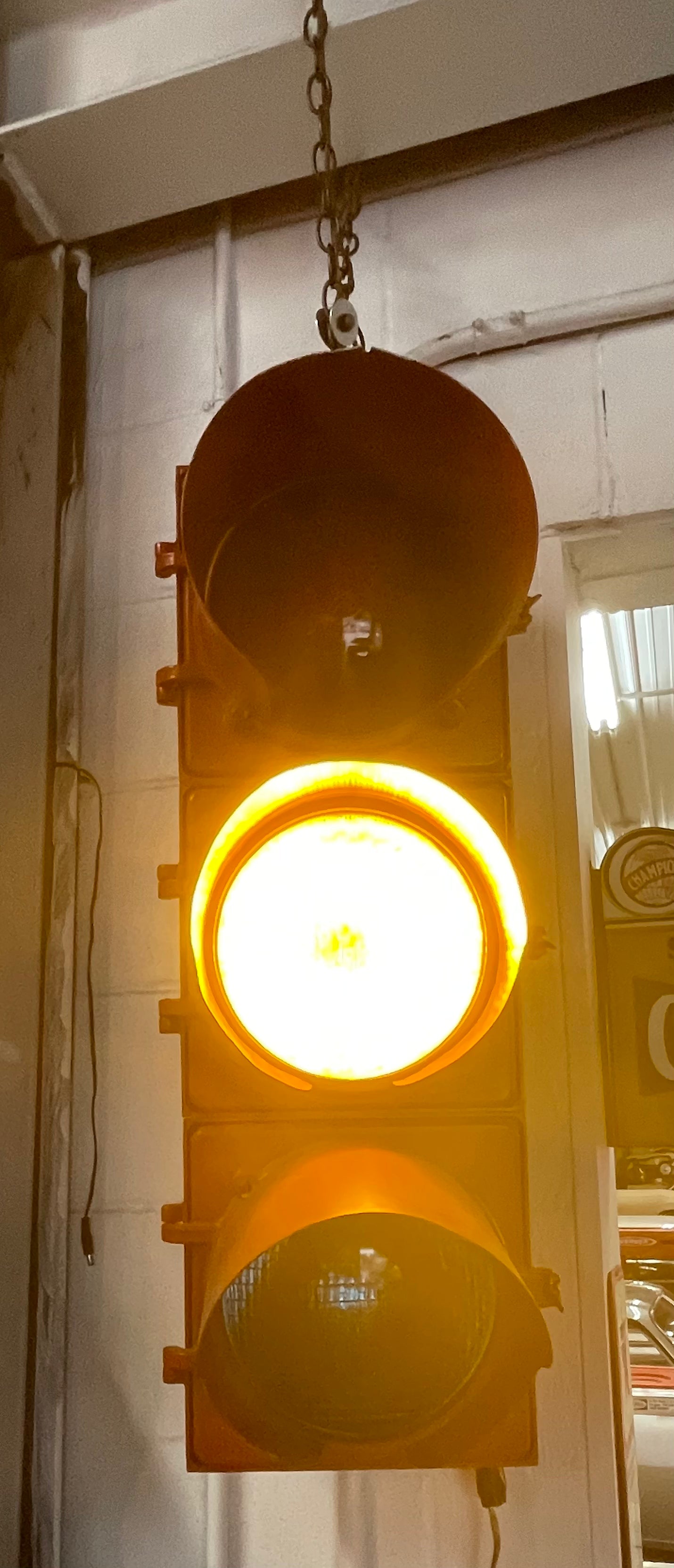 3 Light Hanging Stop Light