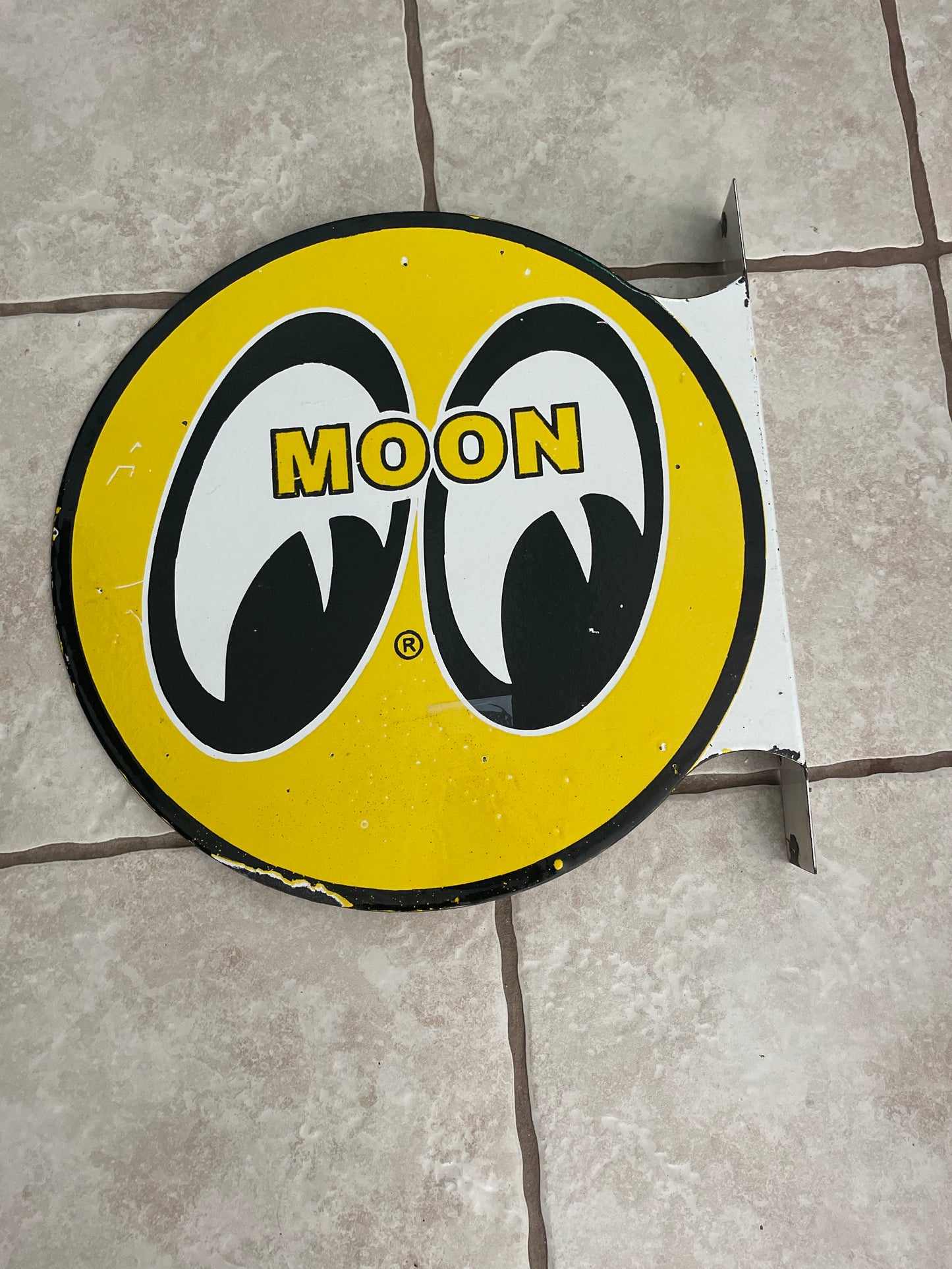 Moon Eyes Round Flange