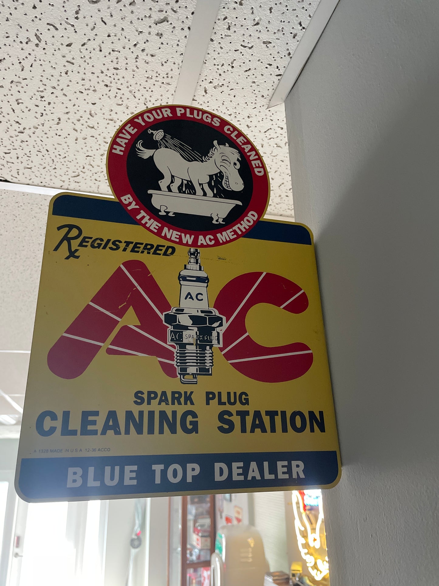 AC Spark Plug Cleaning Station Flange