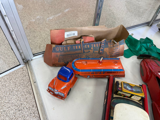 Gulf Tin Tanker Toy Truck with Box