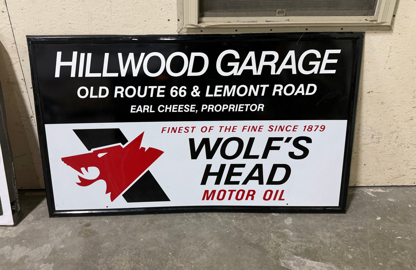 Wolfes Head SSP Sign