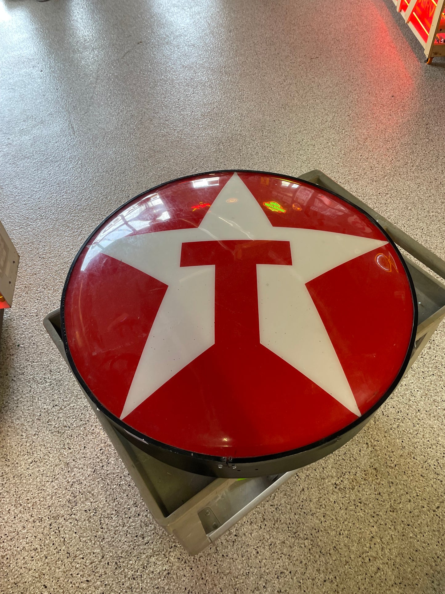 Texaco Lighted Star - Newer