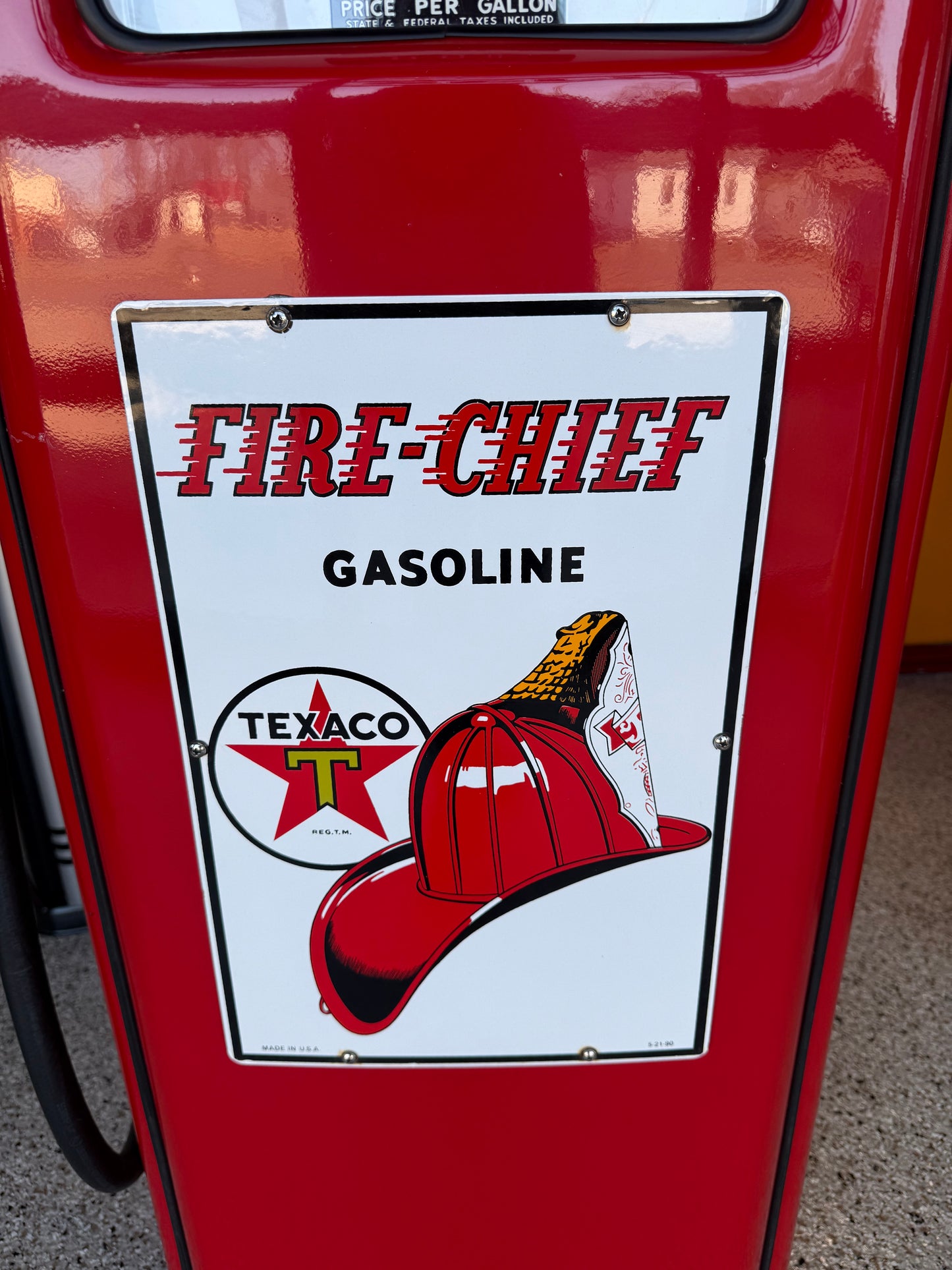 Texaco Fire Chief Gasoline Pump with Fire Hat Globe