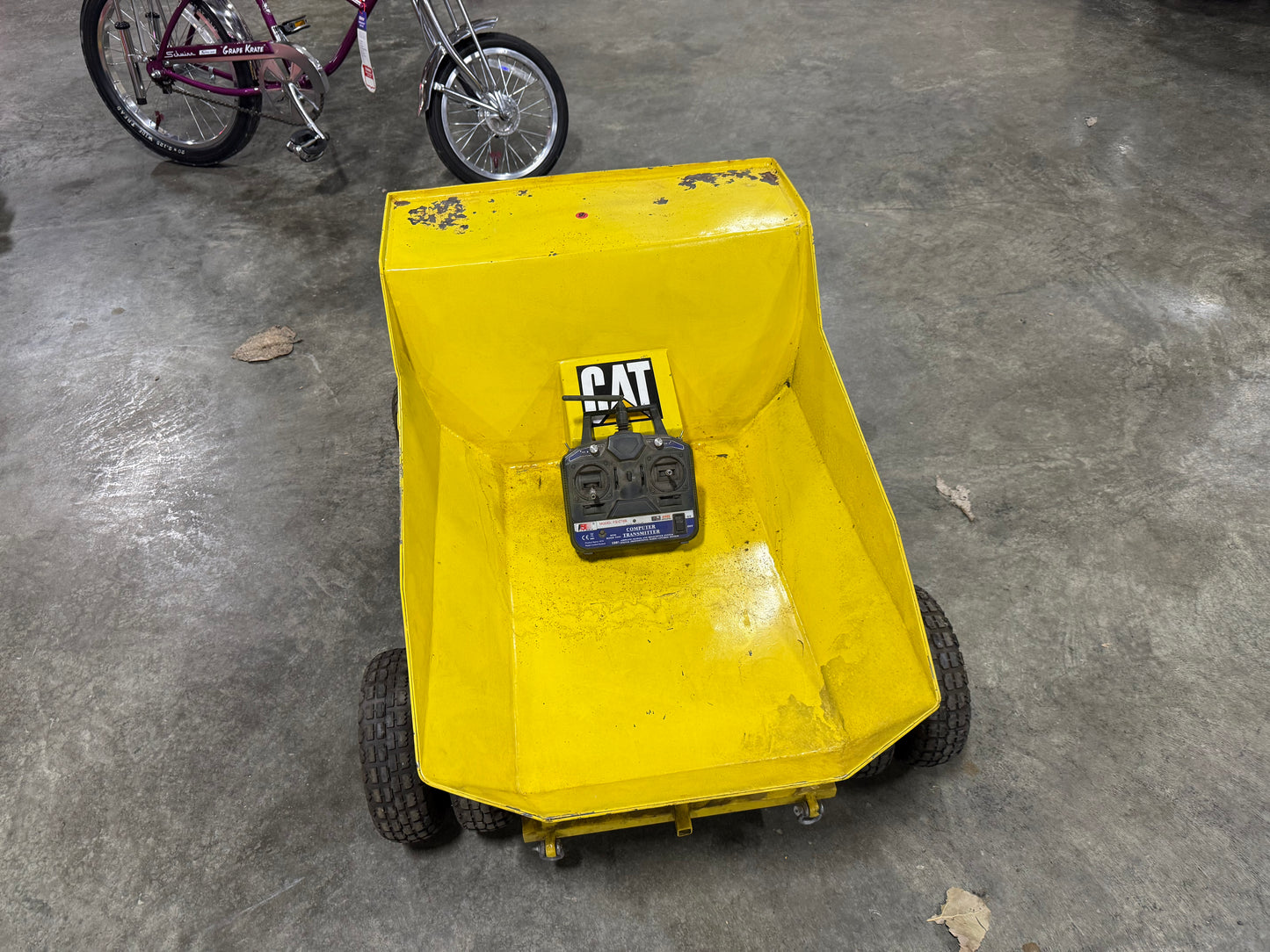 CAT Dump Truck w/ Remote Control