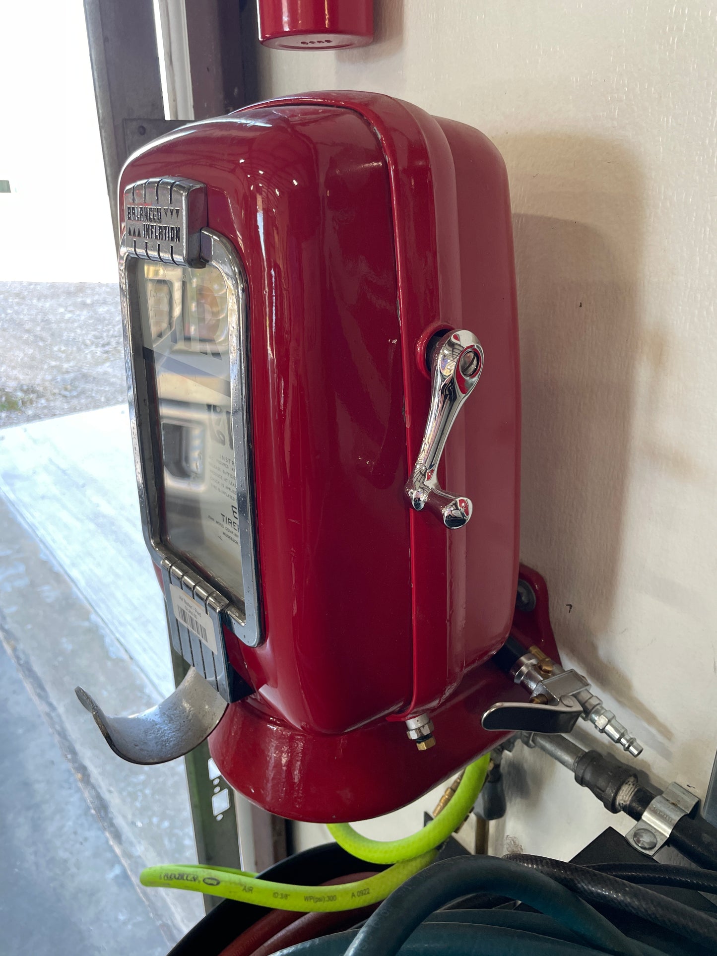Air Meter - Red