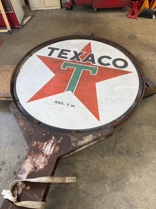 Texaco Sign and Pole