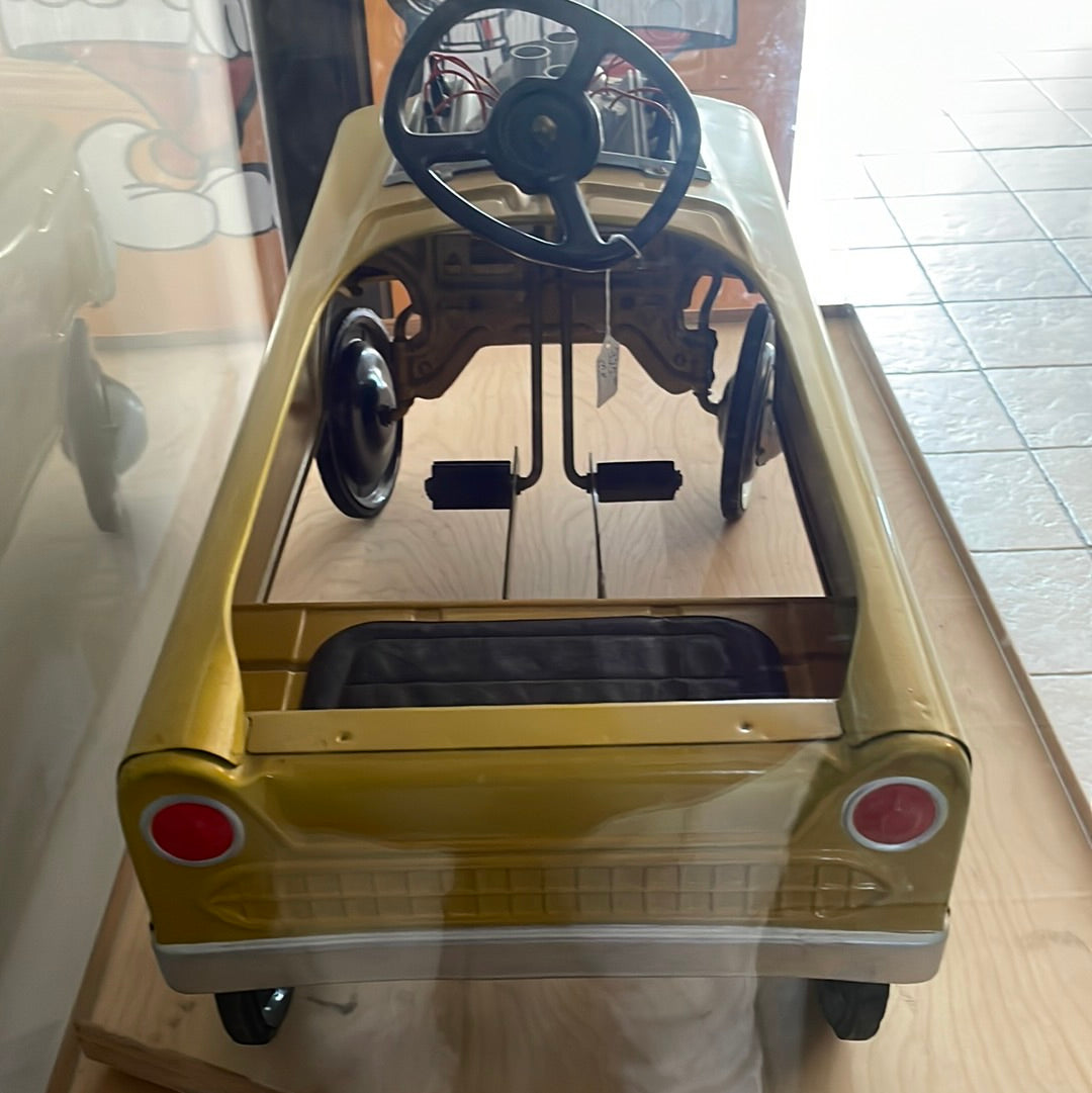 Fire Drag-on Gold Pedal car