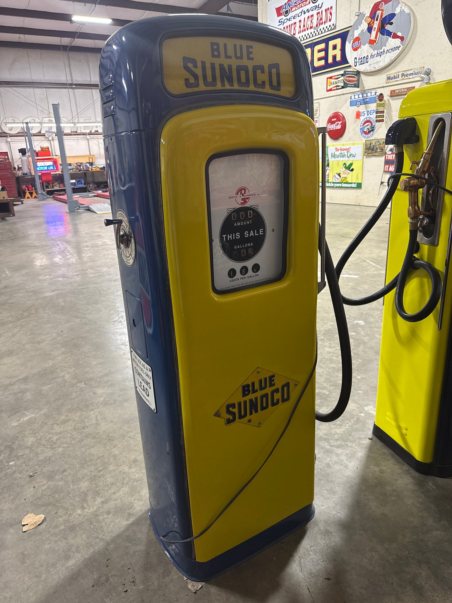 Sunoco Lighted Pump
