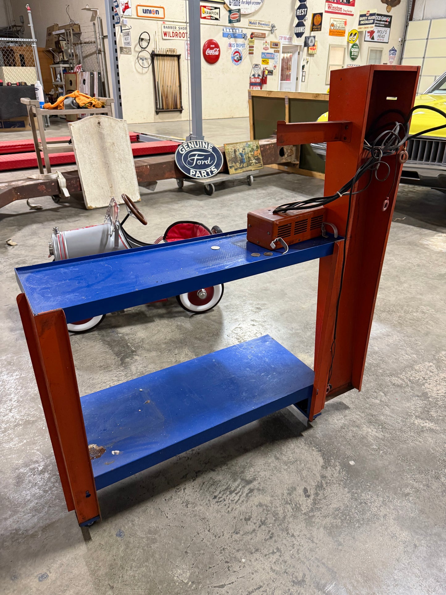 Delco Battery Display Stand