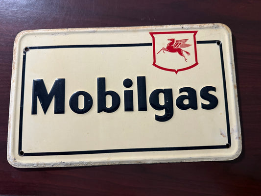 Mobilgas Pump Plate with Pegasus Logo - TAC
