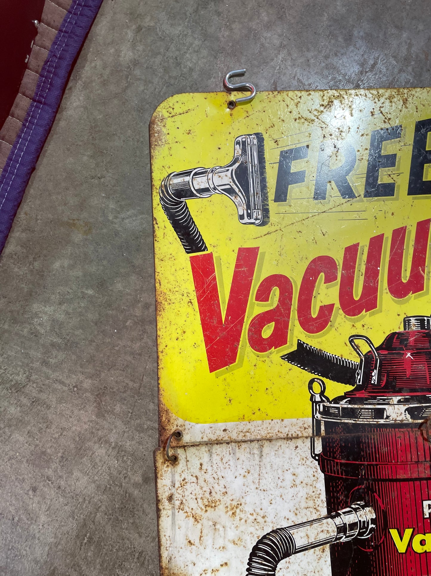 Free Vac 2 Pc Sign