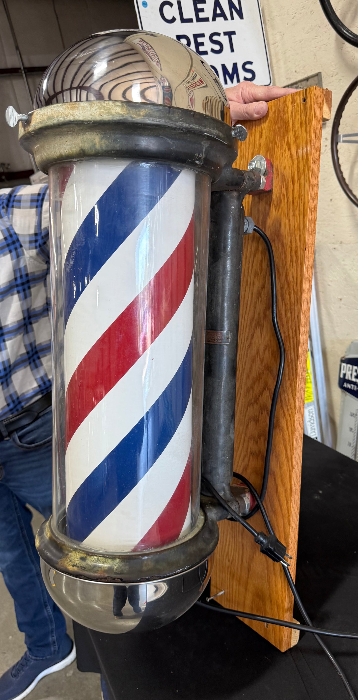 Electric/Lighted Barber Pole