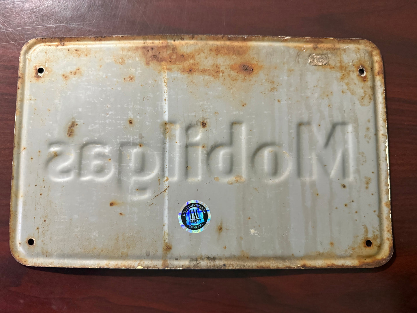 Mobilgas Pump Plate with Pegasus Logo - TAC