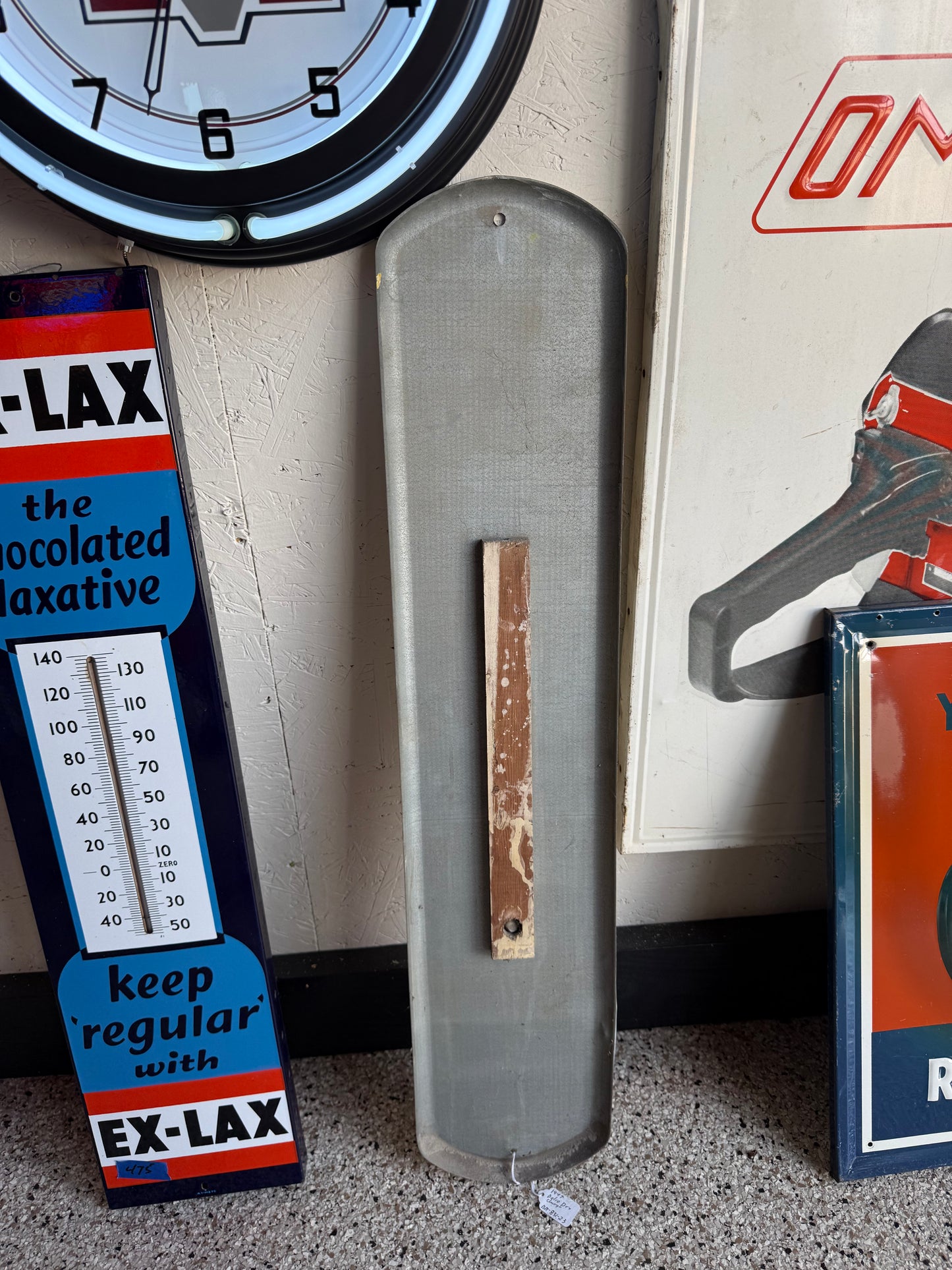 Delco Batteries Thermometer