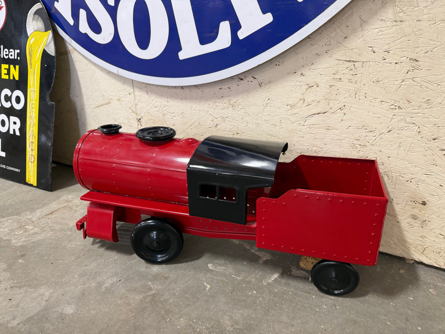 Keystone 1930s Ride-On Train