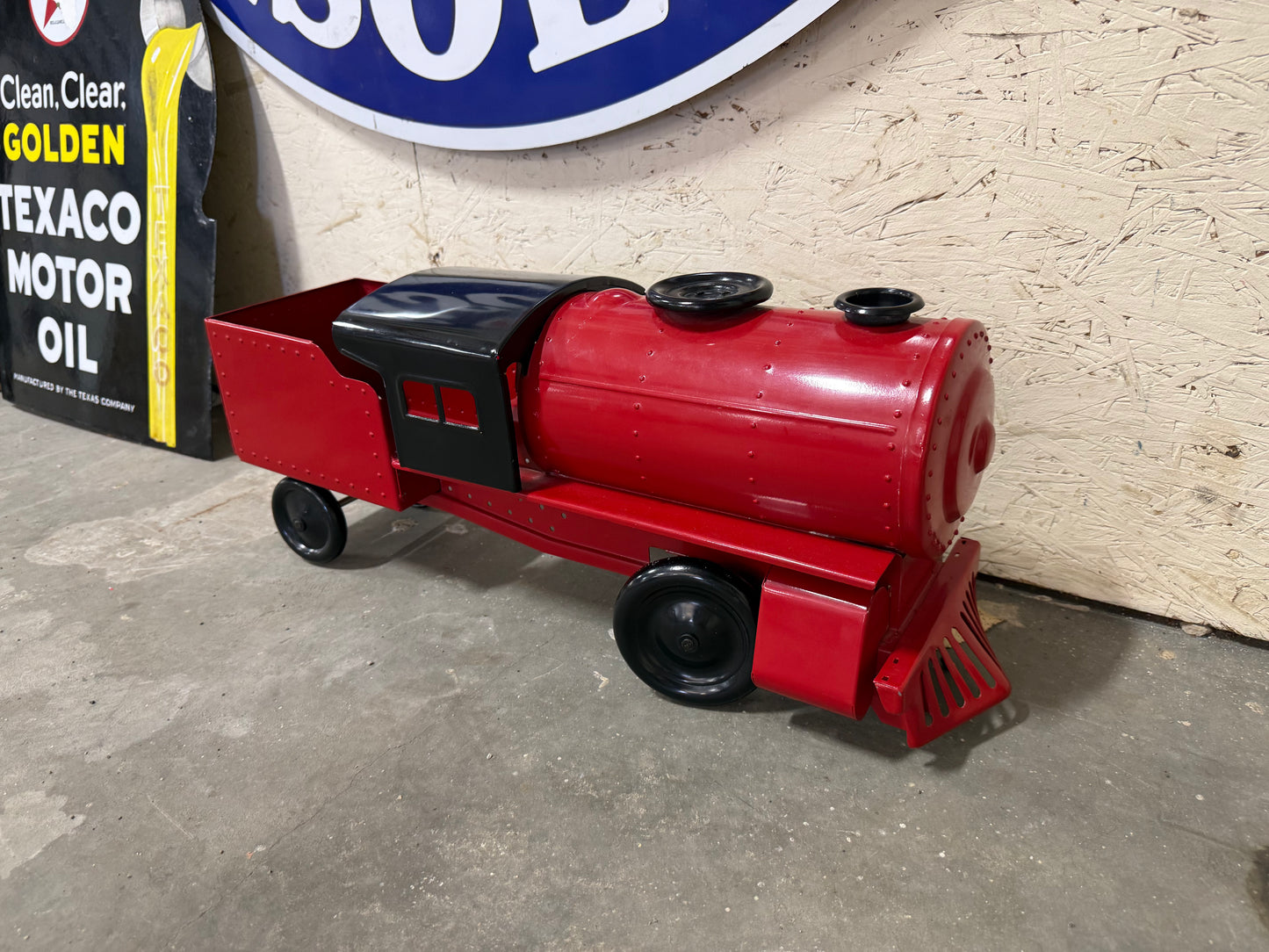 Keystone 1930s Ride-On Train