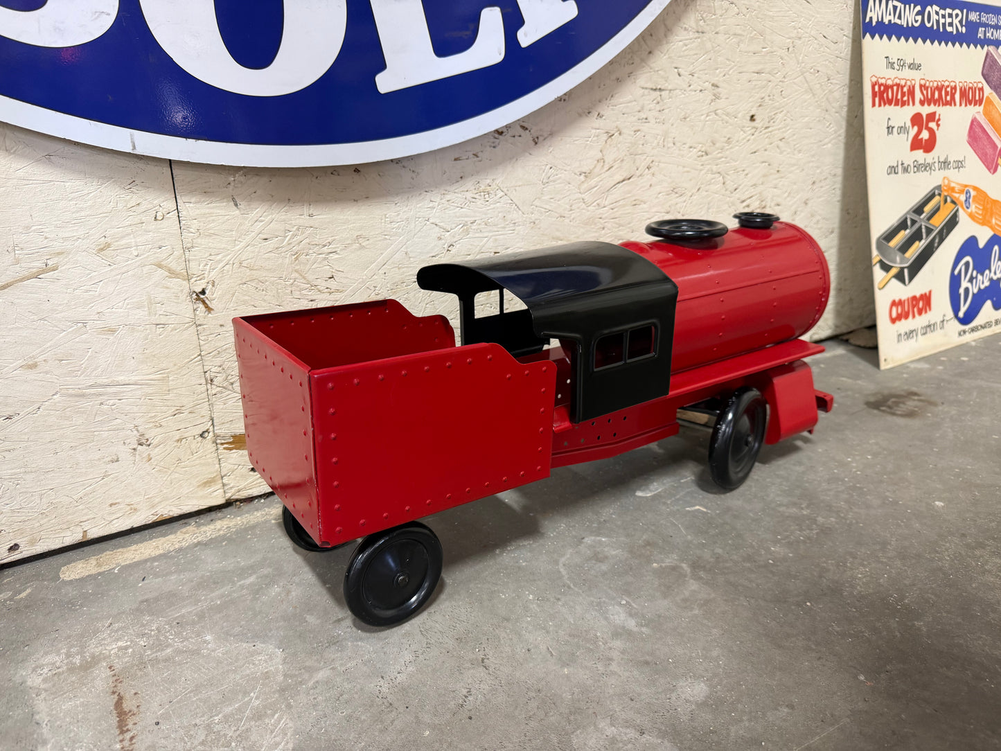 Keystone 1930s Ride-On Train