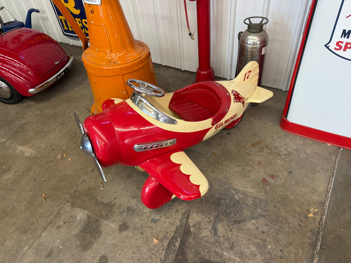 Gilmore Pedal Plane