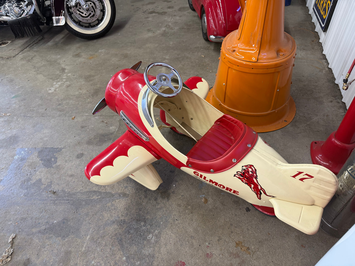 Gilmore Pedal Plane