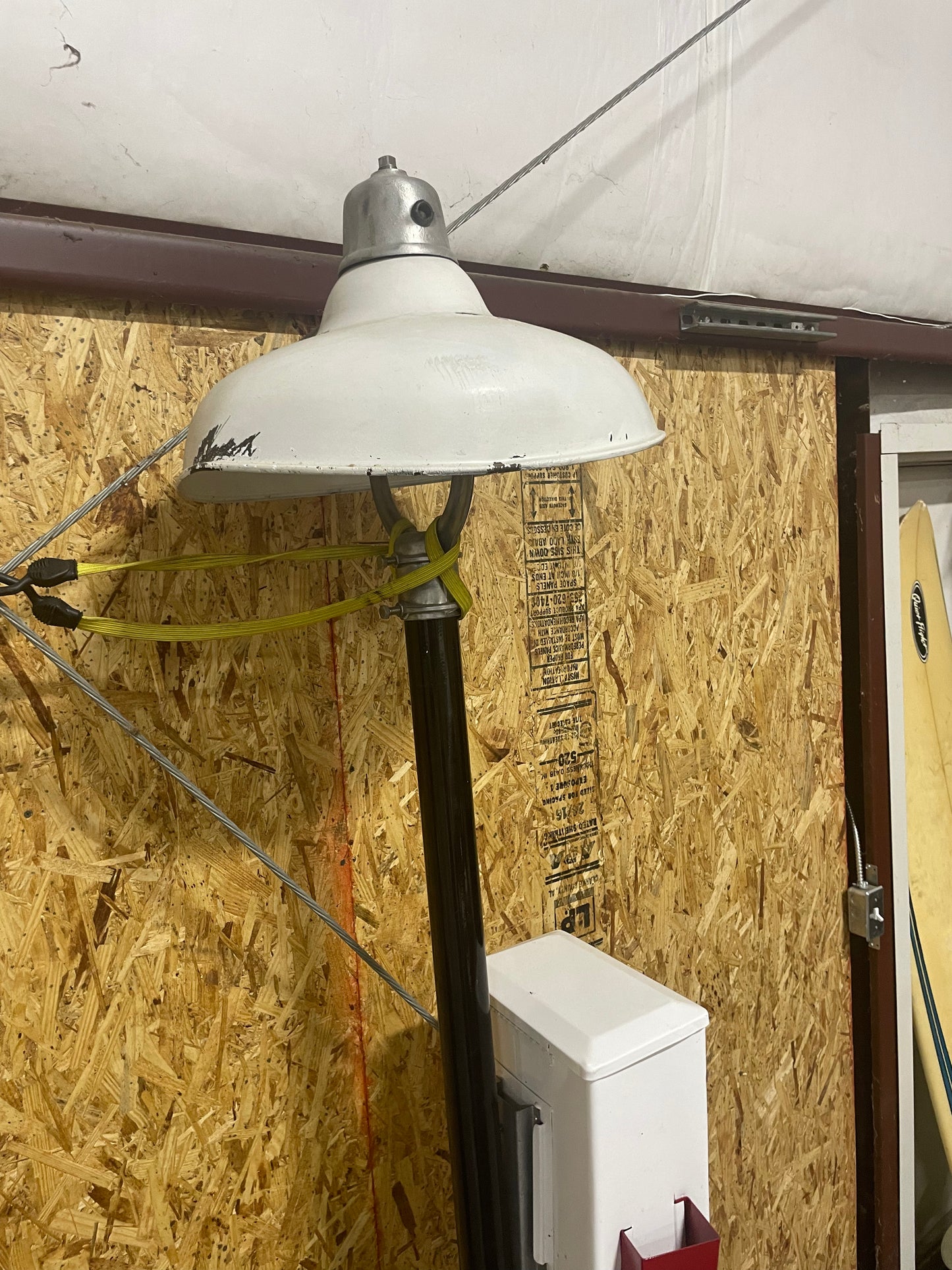 Airpole and Light