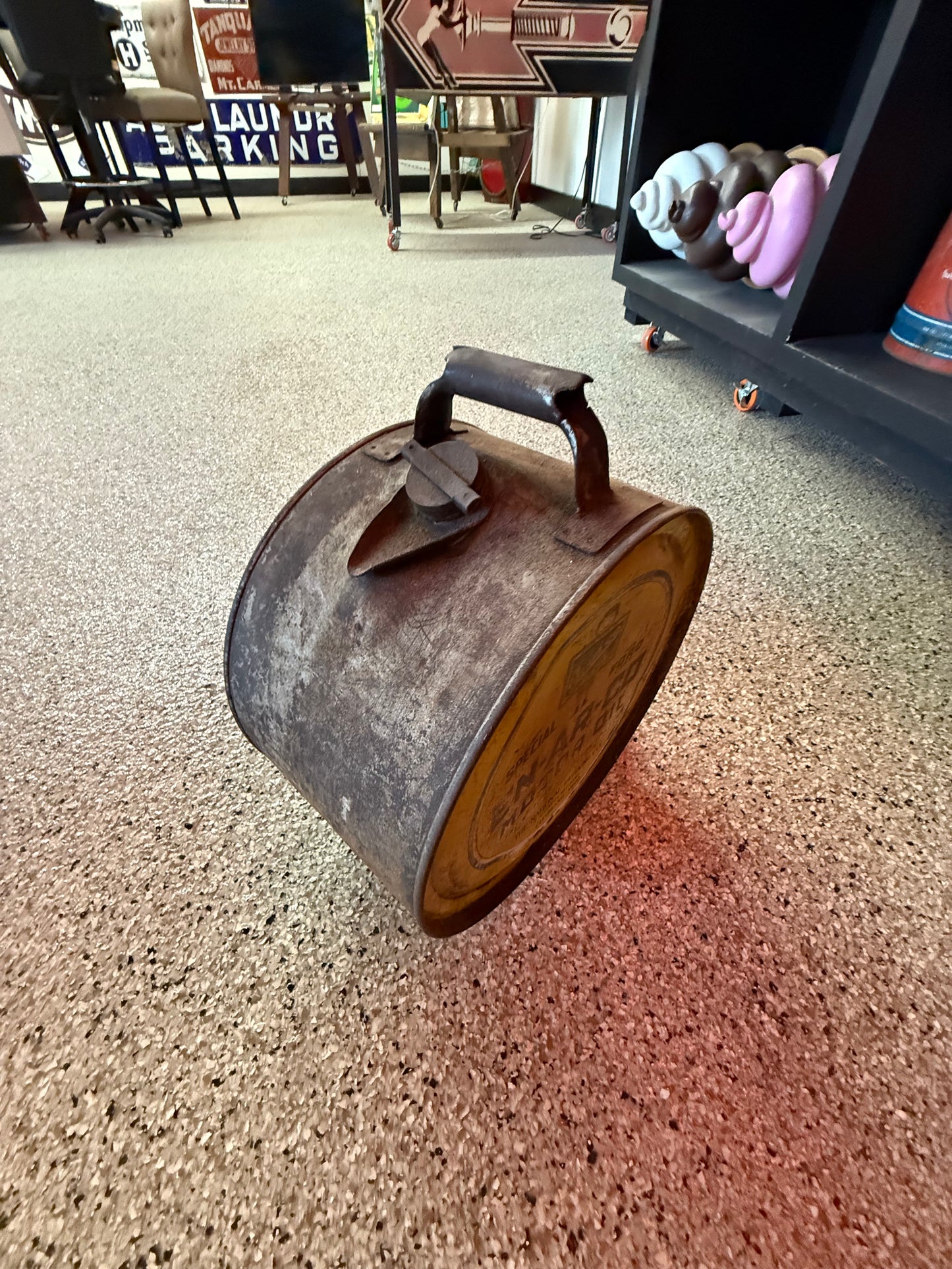 Enarco Motor Oil Rocker Can