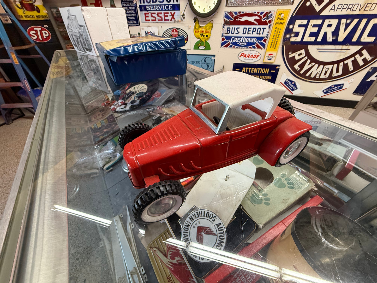 Lylint Roadster Convertible Toy - Red