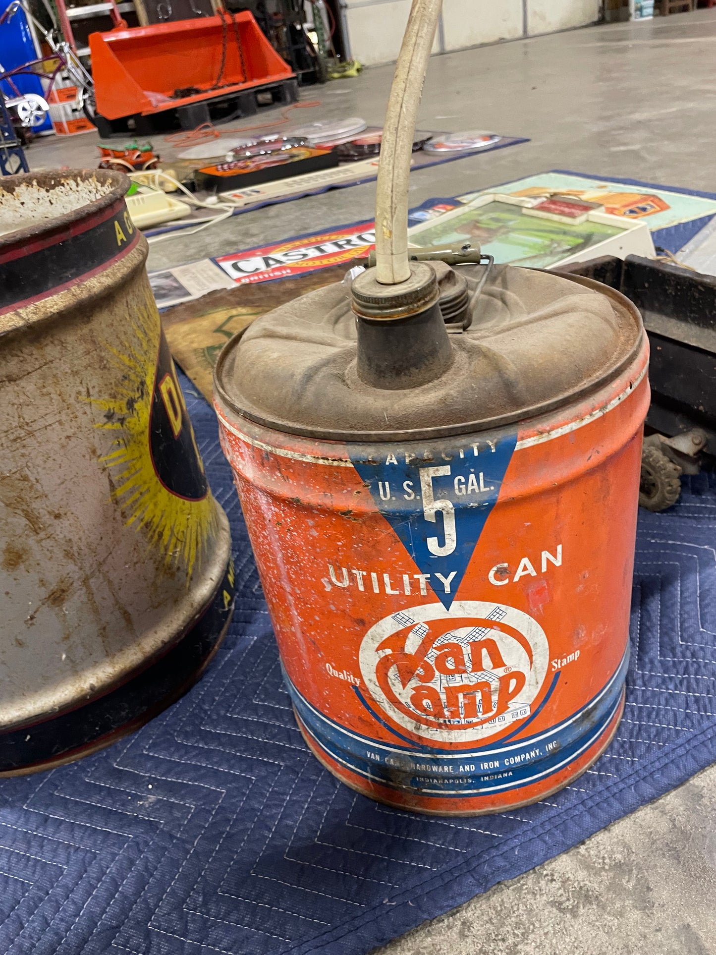 VanCamp 5 gal Utility Can
