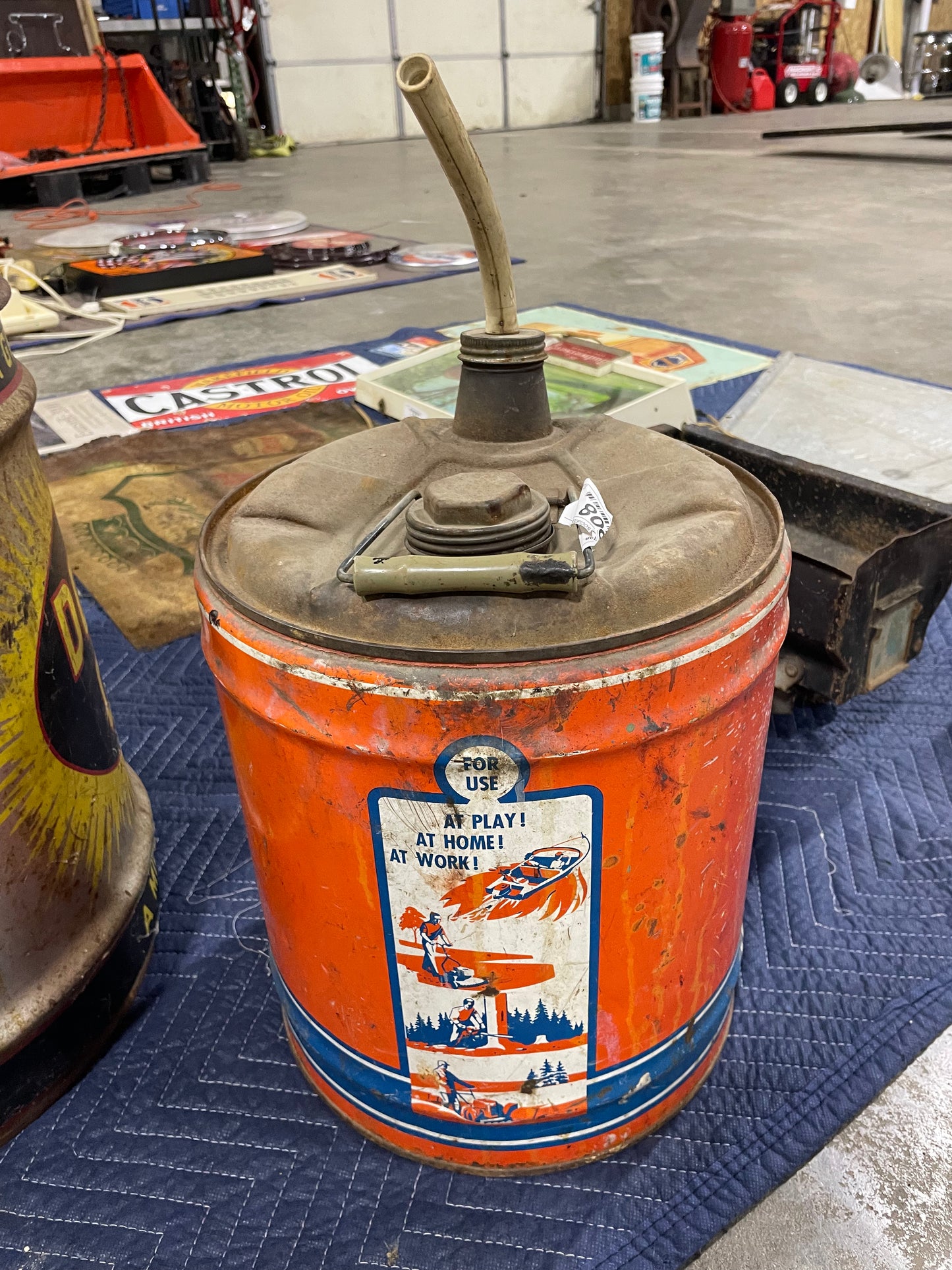 VanCamp 5 gal Utility Can