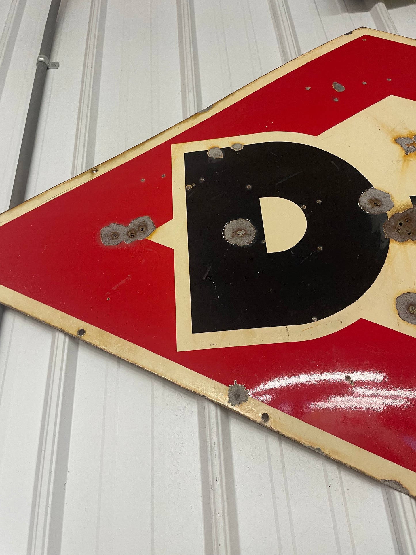 D-X Sign