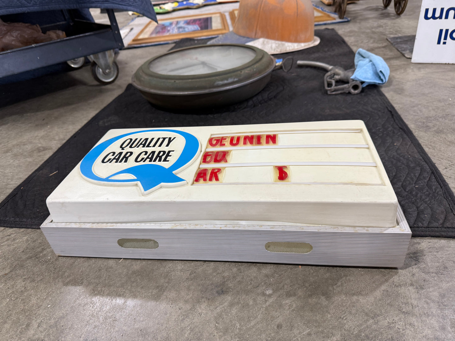 Quality Car Care Letter Board