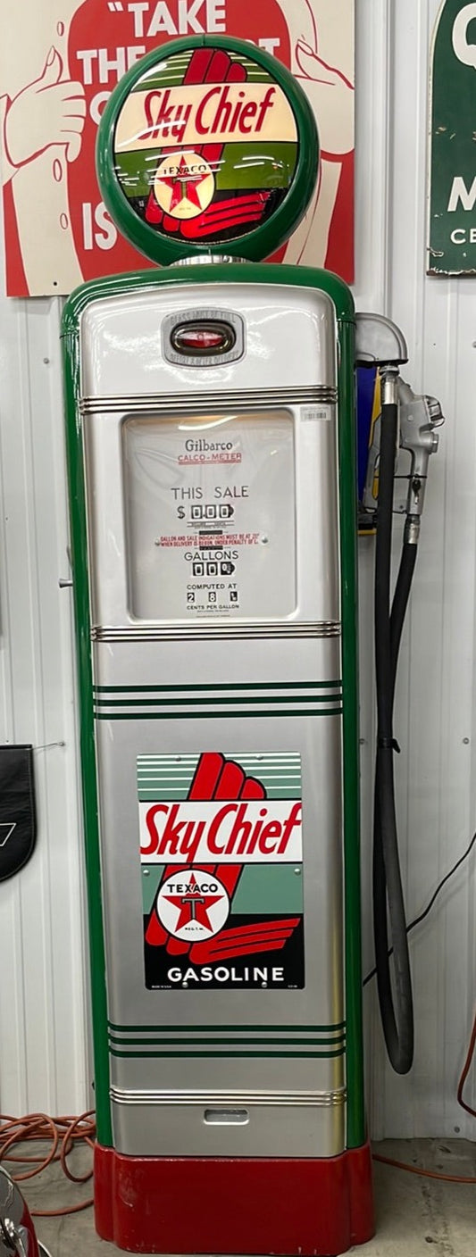 Texaco Sky Cheif Silver and Green Gas Pump with Sky Cheif Globe