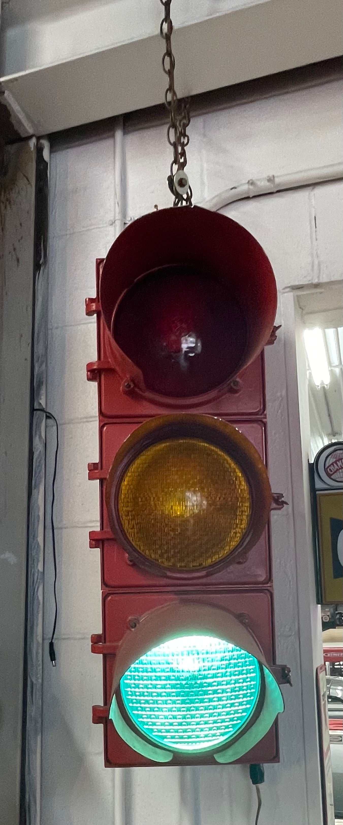 3 Light Hanging Stop Light