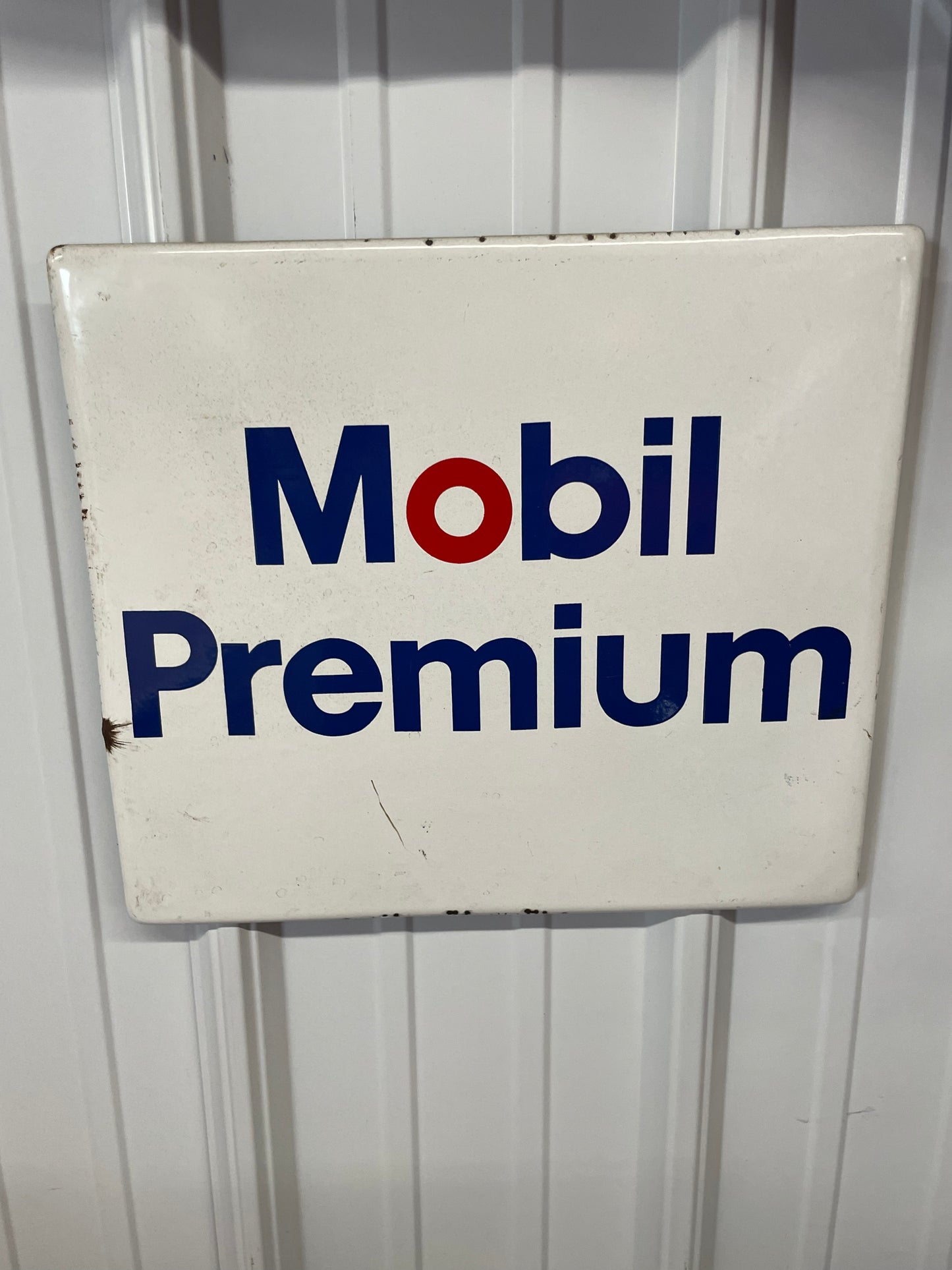 Mobil Premium Pump Plate