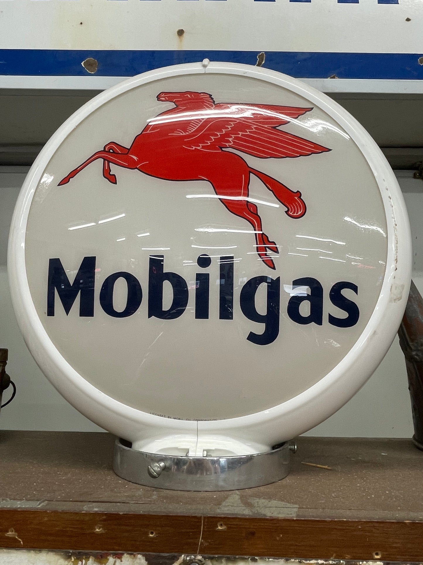 Mobilgas Pegasus Glass Globe #1