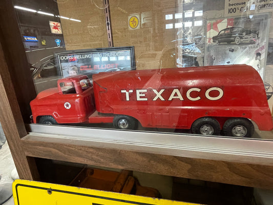 Texaco Truck and Trailer Toy
